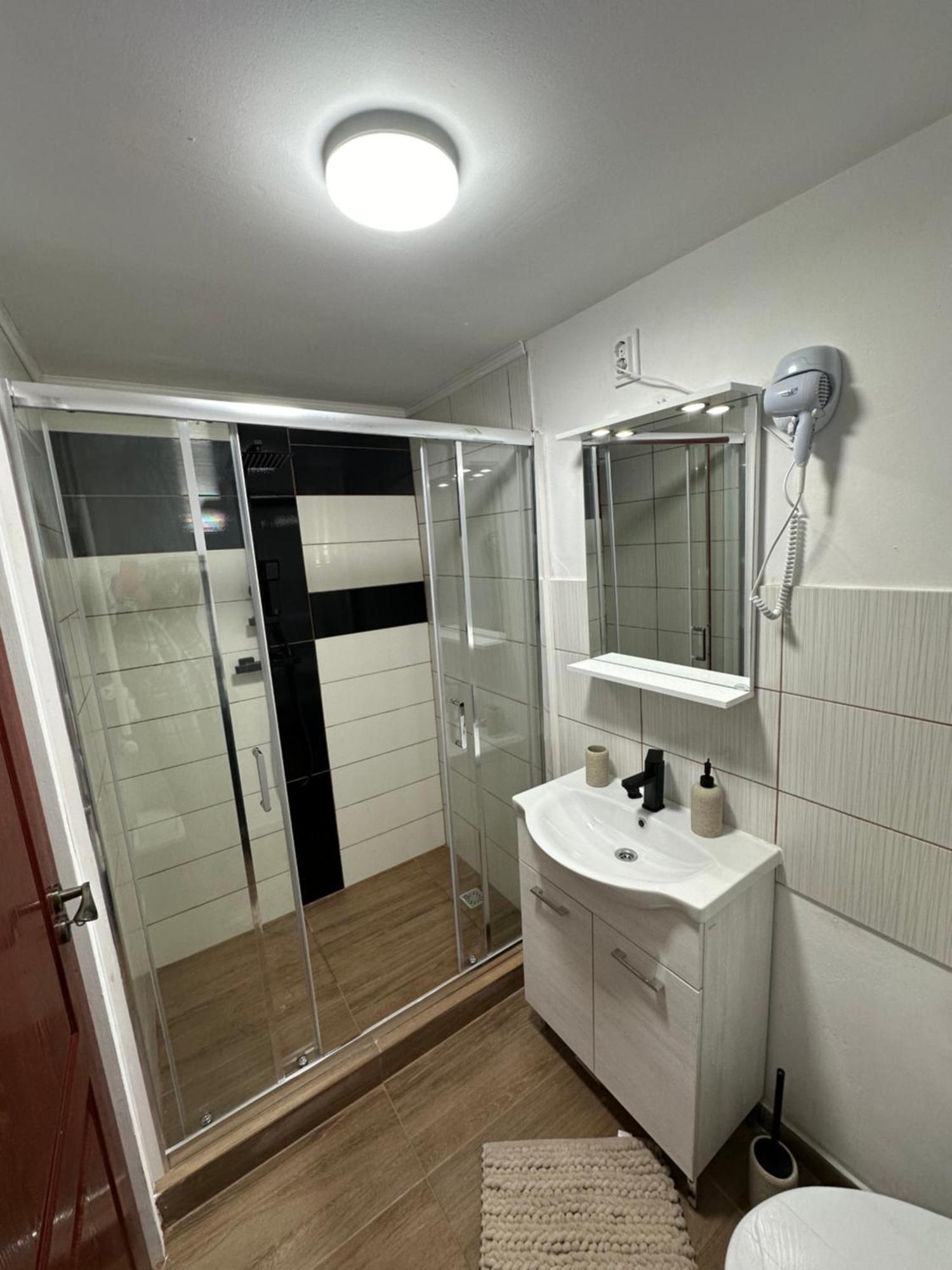Maricom Home Zărneşti المظهر الخارجي الصورة